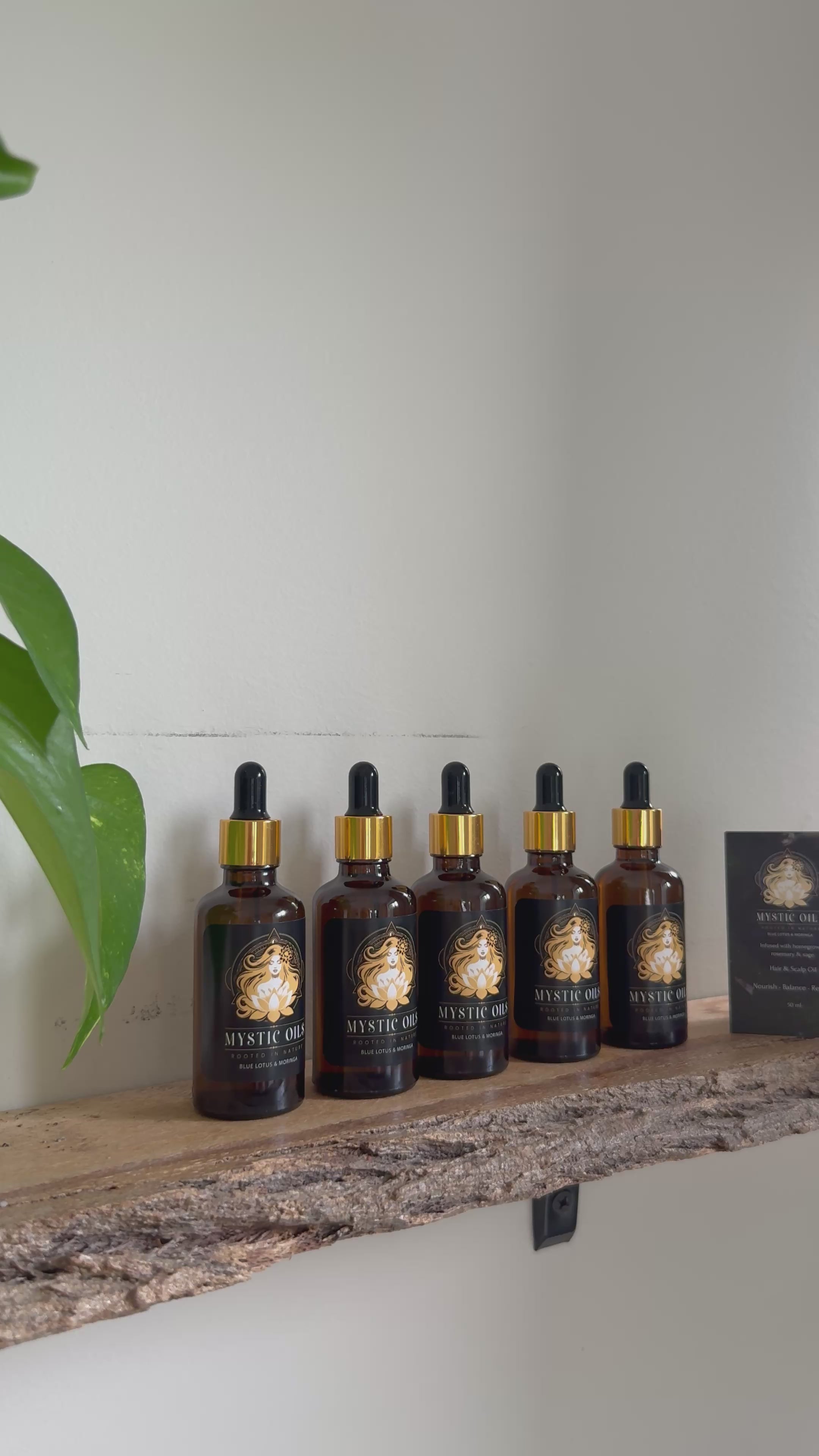 Mystic Oils – Blue Lotus & Moringa Oil